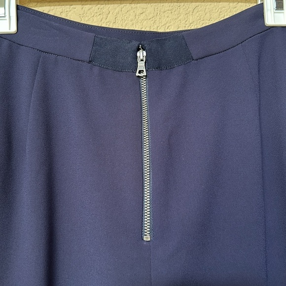 alice + olivia | Wide Split Leg Pants - Picture 4 of 8